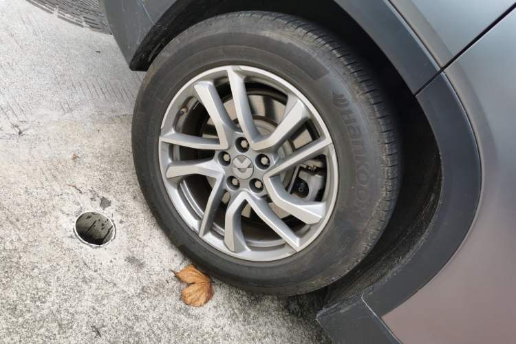 Used Nio EC6 2020 615 km Performance Edition Right Rear Wheel Hub