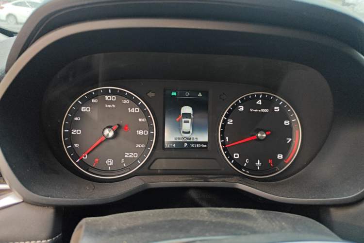 Used Roewe i5 2019 1.5L Automatic 4G Connected Langzhen Edition