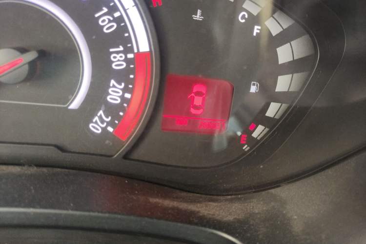 Used GAC Trumpchi GA3S Vision 2014 1.6L Manual Elite Edition Odometer Close Up