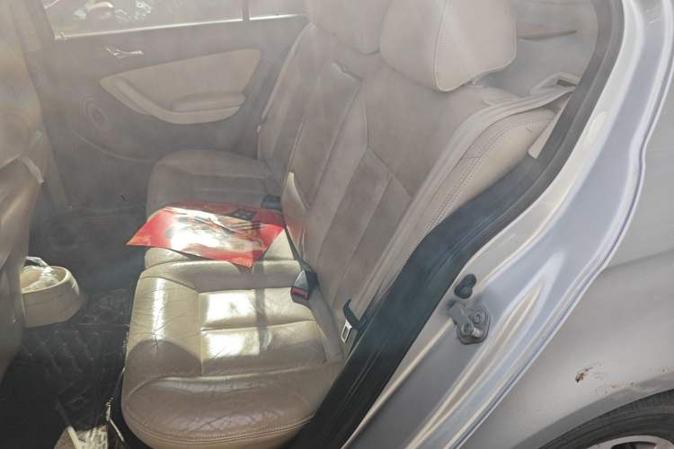 Used Volkswagen Lavida 2011 1.6L Manual - Premium Edition