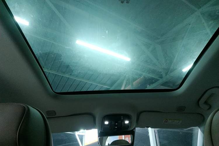 Used Chery Tiggo 8 L 2024 2.0T Two-Wheel Drive Luxury Edition 5 Seats