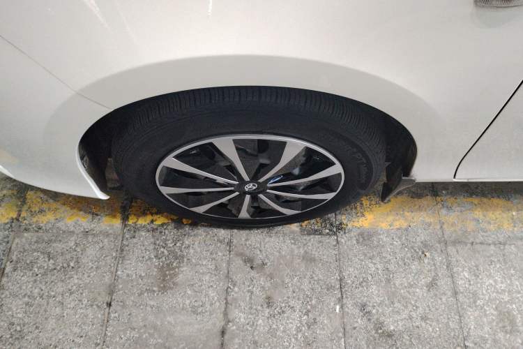 Used Toyota YARiS L Zhi Xuan 2016 Revised 1.5E CVT Charming Edition