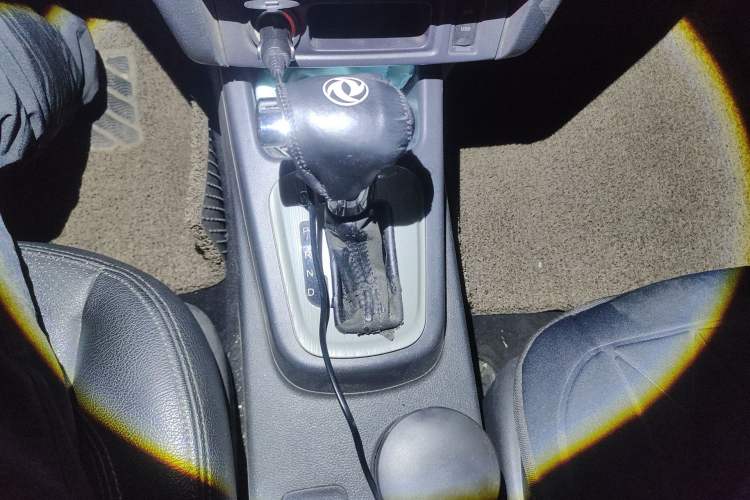 Used FORTHING Joyear S50 2014 1.6L CVT Luxury Model Gear Lever