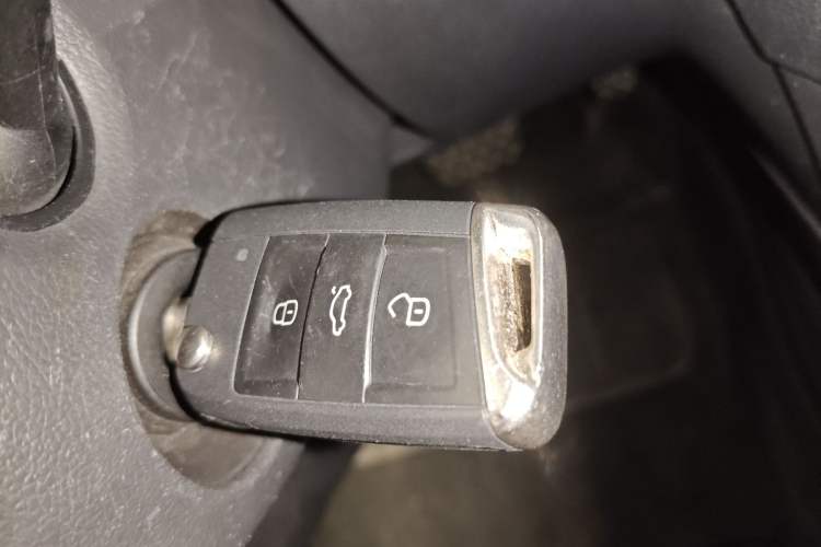 Used Volkswagen Golf 2016 230TSI Automatic Comfort Version
