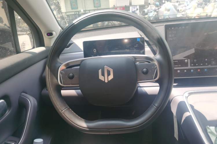 Used Leapmotor C16 2026 Extended-Range 280 LiDAR Zhizun Edition 5 Seats
