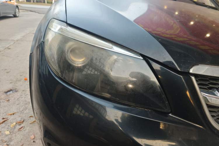 Used BYD S6 2014 2.0L Manual Luxury 5-Seater