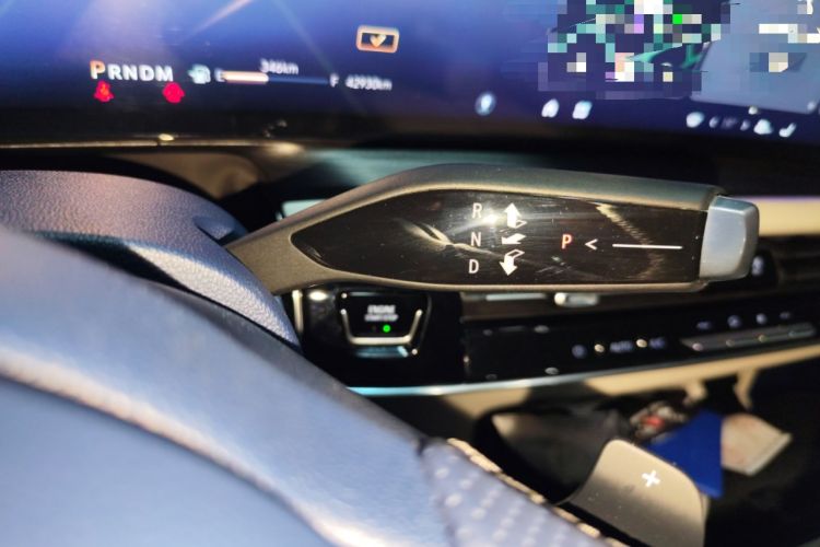 Used Buick Century 2023 2.0T Six-Seater Yinshi Edition