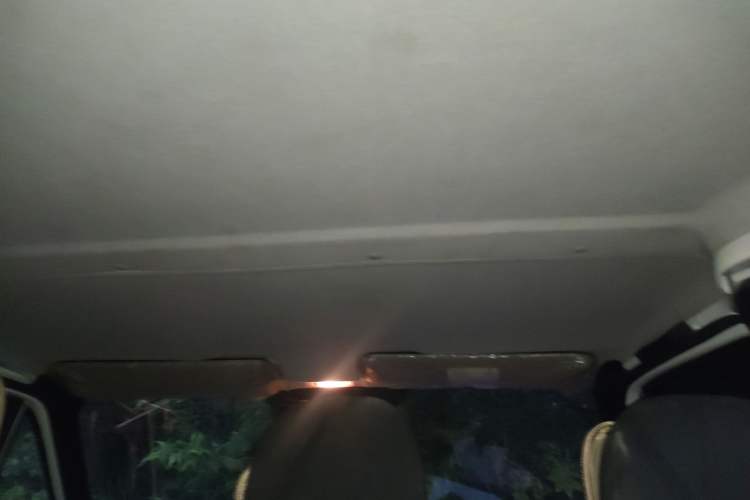 Used JMC Transit 2021 2.8T Space King Taurus Short Wheelbase Mid-Height 6-Seater Diesel Euro VI JX493
