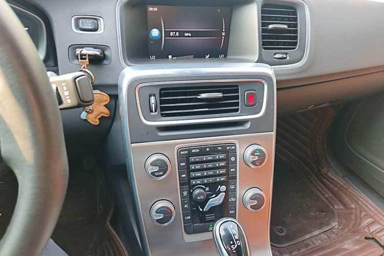 Used Volvo S60 2018 S60L T3 Smart Progress Edition