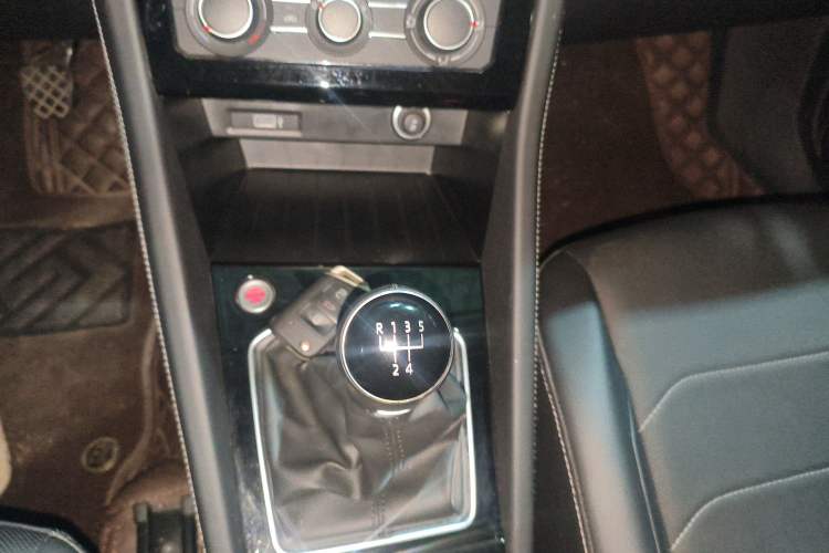 Used Jetta VS5 2022 280TSI Manual Enjoyment Version