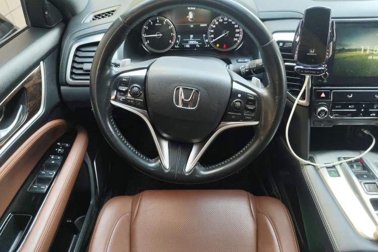 Used Honda UR-V 2017 370TURBO Four-Wheel Drive Prestige Edition China V