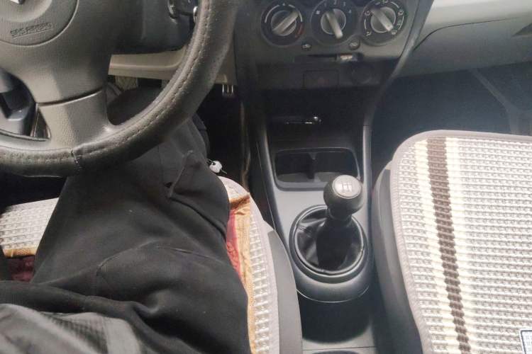 Used Suzuki Alto 2013 1.0L Manual Luxury Model Gear Lever