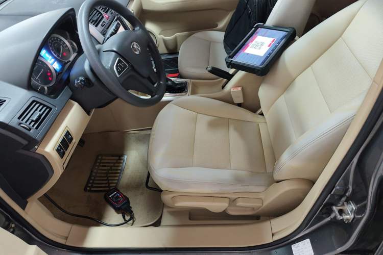 Used BAIC E Series 2012 Hatchback 1.5L Automatic Leshang Version