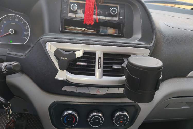 Used Dongfeng Shuaike 2016 1.5L Manual Standard Edition Audio And AC Panel