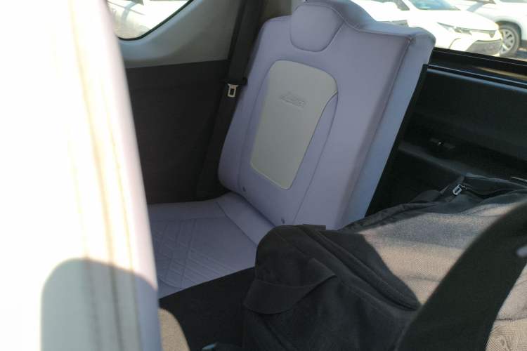 Used Wuling Hongguang MINIEV 2022 Macaron Premium Model – Lithium Iron Phosphate Left Rear Seat