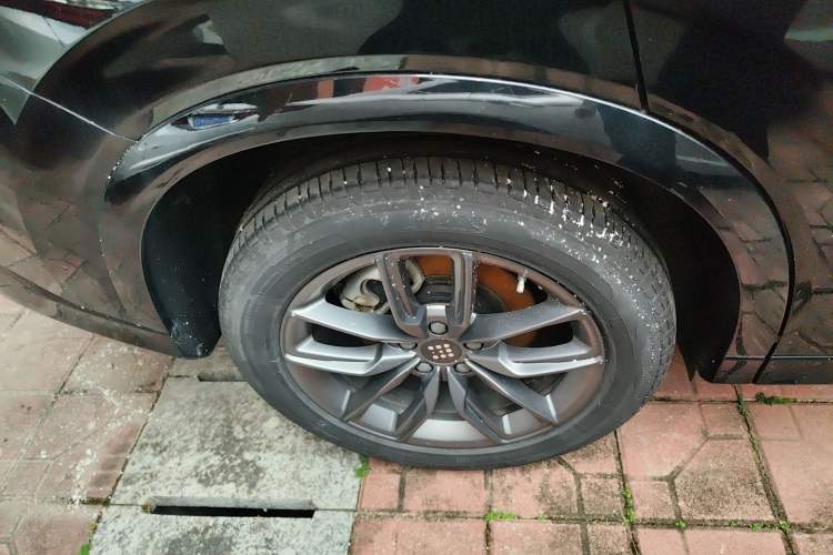 Used Landian E5 2023 1.5L DE-i 100KM Comfort Edition 7-Seater Right Rear Wheel Hub