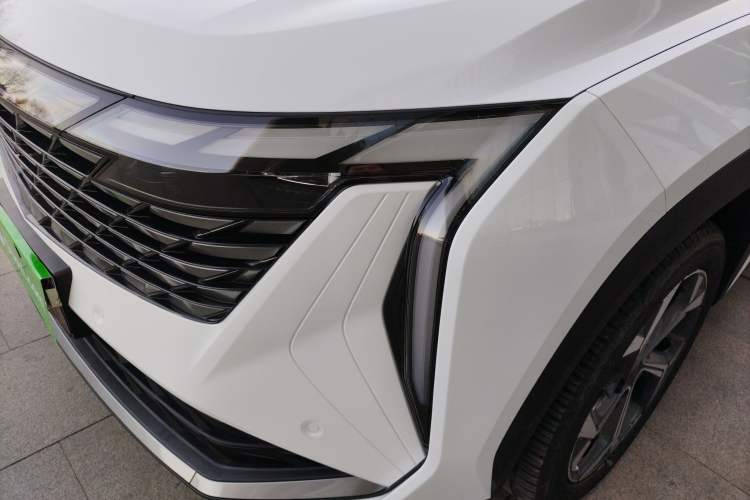 Used Geely Auto FX11 2023 1.5TD DCT Prestige Edition
