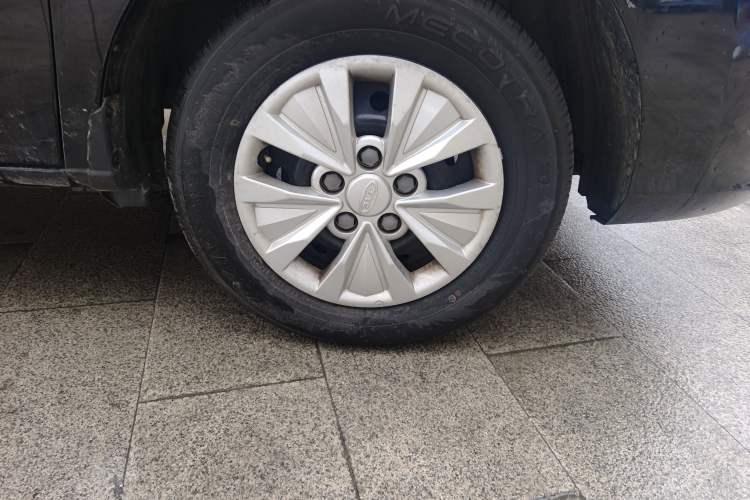 Used JAC Refine M3 2022 PLUS IKEA Edition 1.8L Comfort Version Right Front Wheel Hub