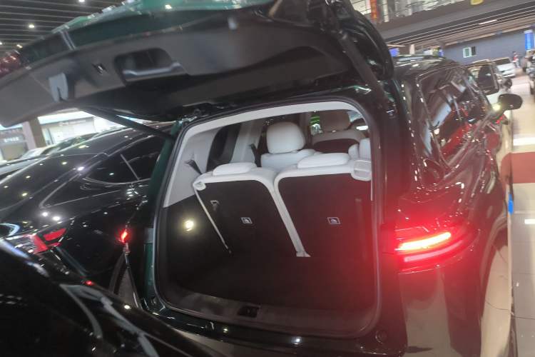 Used Leapmotor C16 2024 Pure Electric 520 Deluxe Edition