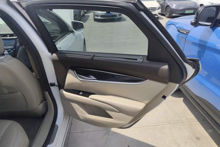 Used Cadillac XTS 2014 28T Platinum Edition