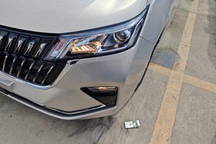 Used Wuling Jiachen 2022 1.5T CVT Smart Luxury Version
