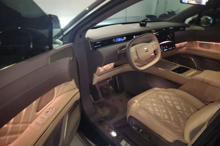 Used Nio ET9 2025 100 kWh Driver Seat