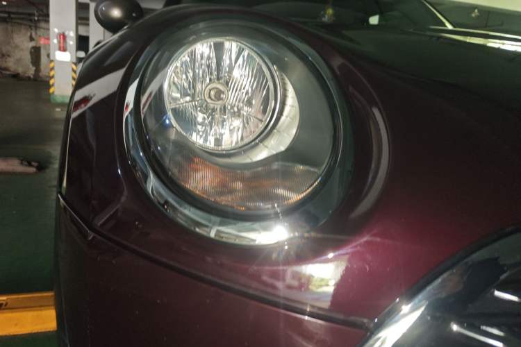 Used MINI Clubman 2016 Revised 1.5T COOPER Right Front Headlight