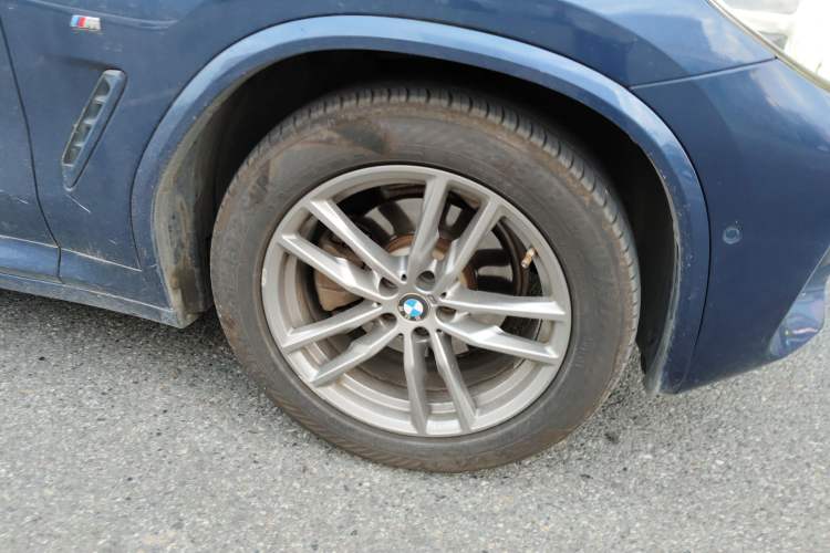 Used BMW X3 2020 xDrive25i M Sport Package Right Front Wheel Hub