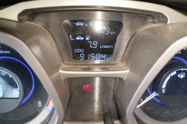 Used JAC Group Refine S3 2014 1.5L Manual Luxury Smart Model Odometer Close Up