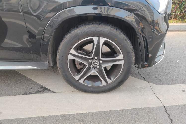 Used Mercedes-Benz GLE New Energy 2022 GLE 350 e 4MATIC Right Front Wheel Hub