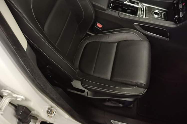 Used Jaguar F-PACE 2018 3.0 SC Four-Wheel Drive R-Sport Sport Edition
