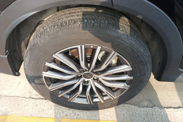 Used JETOUR X70 PRO 2023 1.5T DCT Comfort Edition 5 Seats
