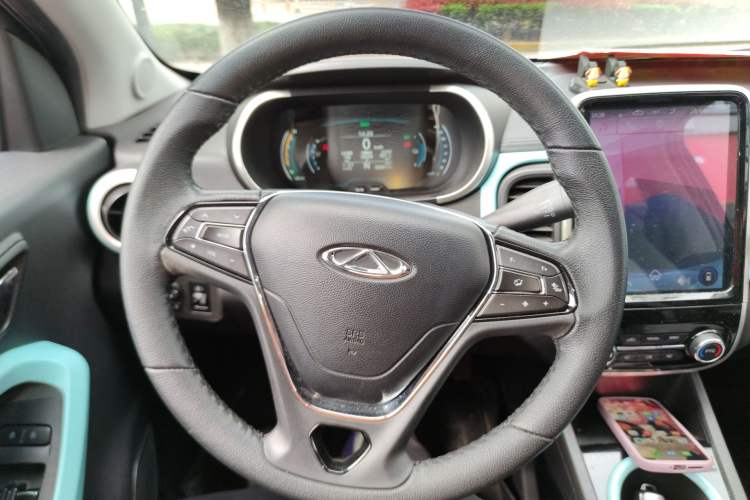 Used Chery QQ Little Ant 2021 150 000 Yuan Ant Fan Edition Ant Cool Version Lithium Iron Phosphate Steering Wheel