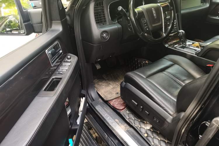 Used Lincoln Navigator 2017 3.5T AWD

