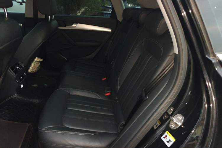 Used Audi Q5L 2020 Updated 40 TFSI Prestige Fashion Edition
