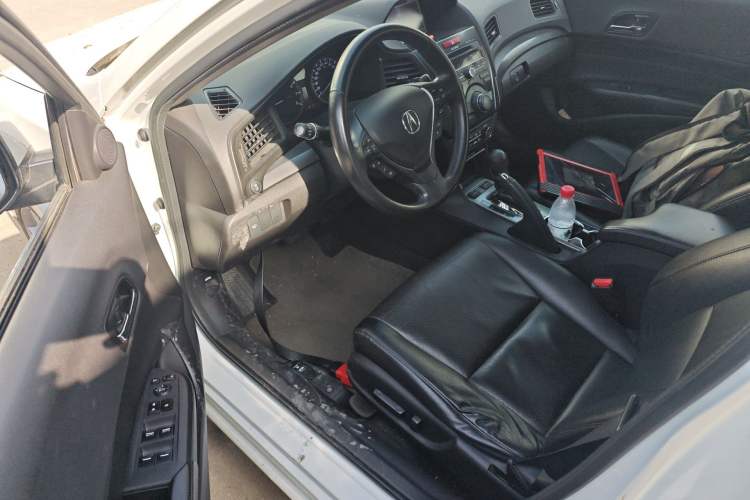 Used Acura ILX 2013 2.0L Elite Edition Driver Seat