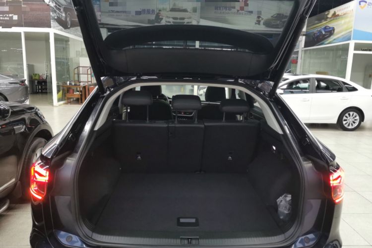 Used Volkswagen Tayron X 2023 330TSI Two-Wheel-Drive Prestige High-Energy Version
