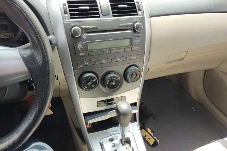Used Toyota Corolla 2011 1.6L Automatic GL Audio And AC Panel