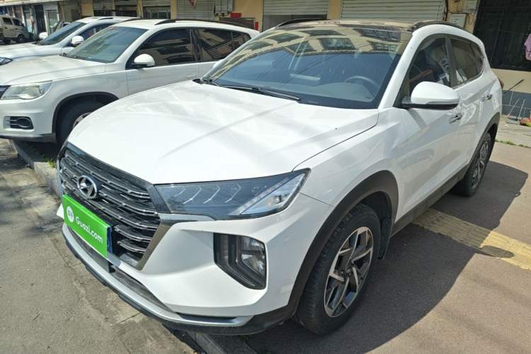 Used Hyundai Tucson 2020 280TGDi Two-Wheel-Drive GLS Fashion Edition China VI Standard
