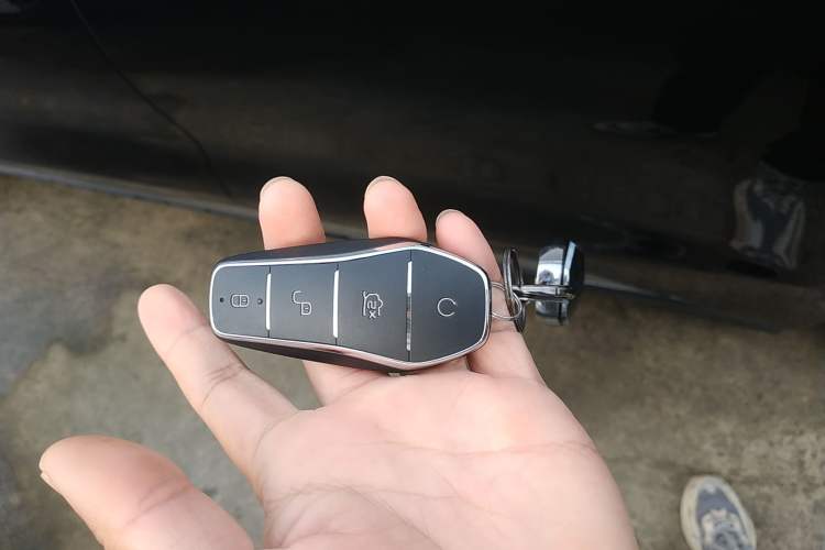 Used BYD Han 2022 DM-i 121KM Prestige Model