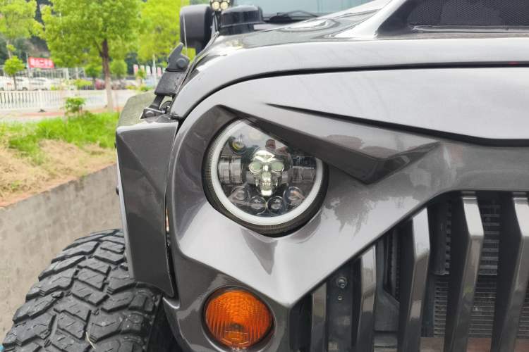 Used Jeep Wrangler 2012 3.6L Sahara Four-Door Edition