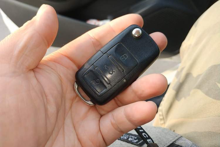 Used Toyota Corolla 2021 Dual-Engine 1.8L E-CVT Pioneer Edition Vehicle Key