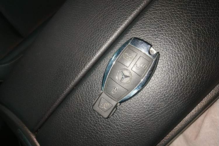 Used Mercedes-Benz V-Class 2020 V 260 L Long-wheelbase Luxury Edition
