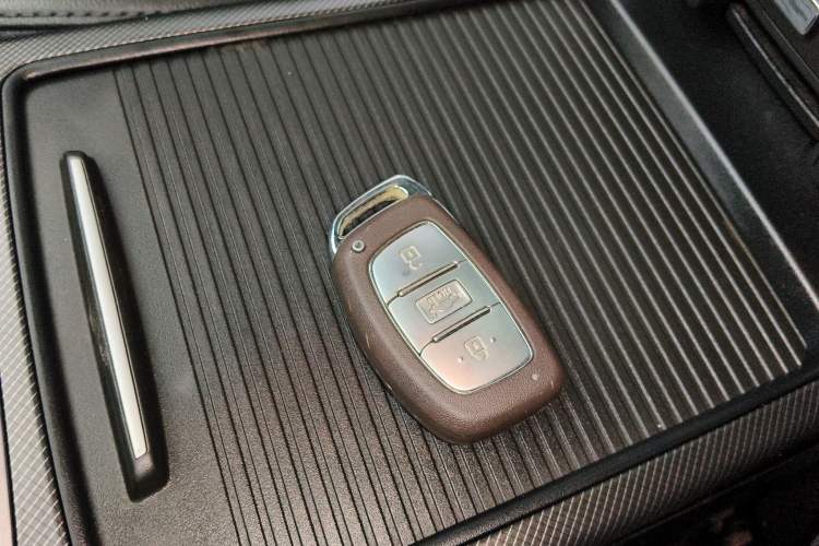 Used Hyundai Mistra 2017 1.8L Automatic Deluxe DLX Model China V Emission Standard
