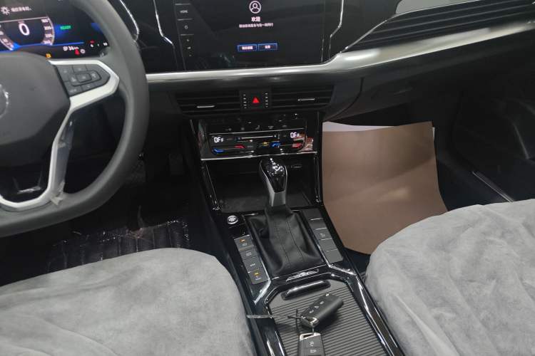 Used Volkswagen Passat New Energy 2025 430 PHEV Hybrid Business Edition
