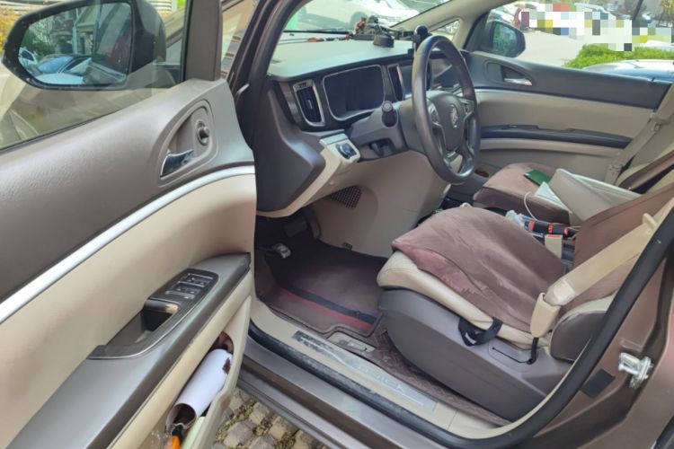 Used Buick GL8 2011 3.0L GT Luxury Business Haoya Edition