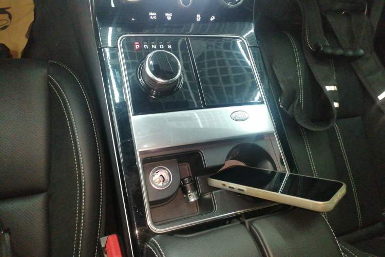 Used Land Rover Range Rover Velar 2018 P380 R-DYNAMIC SE