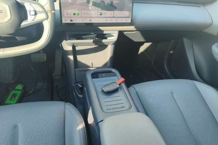 Used Lynk & Co Z20 2025 530 km Range Rear-Wheel Drive Pro