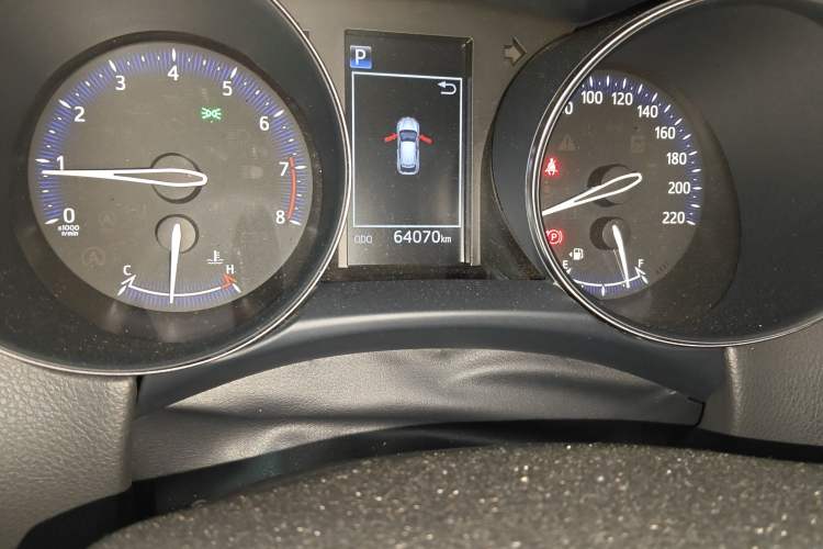 Used Toyota IZOA 2020 2.0L Enjoy Edition