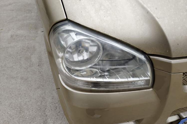 Used BAIC Weiwang 306 2013 1.2L Value Edition Basic 7-Seater A12 China IV Standard Right Front Headlight